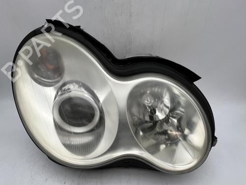 Used Right headlight Right headlight MERCEDES-BENZ C-CLASS (W203) C 200 Kompressor (203.042) (163 hp) 39682785 39682785