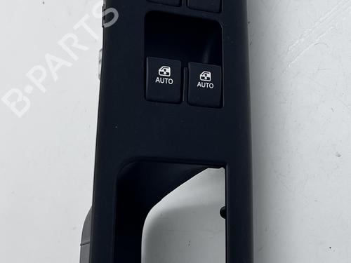 Used Left front window switch Left front window switch KIA CEE'D SW (ED) 1.6 (122 hp) 39679488 39679488