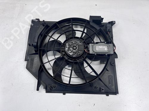 radiator-fan-bmw-3-touring-e46-1999-2000-2001-2002-2003-2004-2005-39681093 main image
