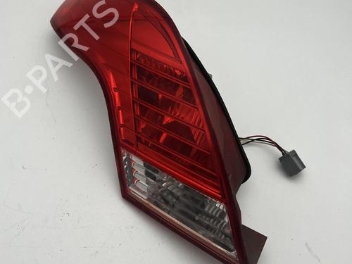 Venstre baglygte bagklap Venstre baglygte bagklap FORD FOCUS II Convertible 2.0 TDCi (136 hp) 39743796 39743796