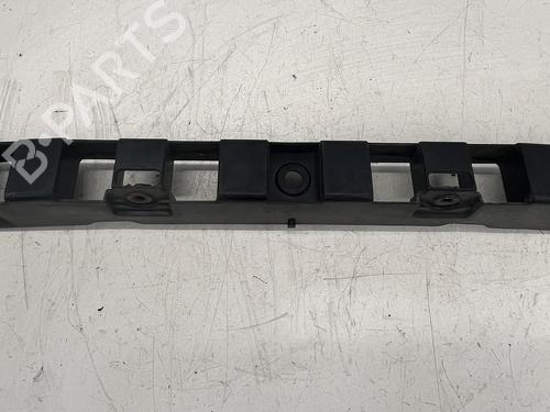 Frontfangerbrakett Frontfangerbrakett VW PHAETON (3D1, 3D2, 3D3, 3D4, 3D6, 3D7, 3D8, 3D9) 3.0 V6 TDI 4motion (240 hp) 39675178 39675178