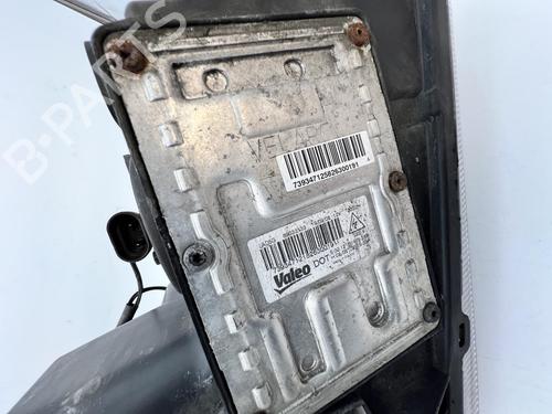 Left headlight CHRYSLER 300C (LX, LE) 3.0 CRD | BP39675830C28 - Image 3