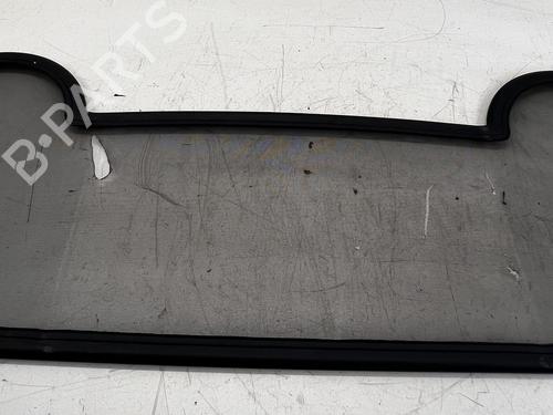 Griglia sotto parabrezza Griglia sotto parabrezza MAZDA MX-5 II (NB) 1.6 16V (NB6C) (110 hp) 39677080 39677080