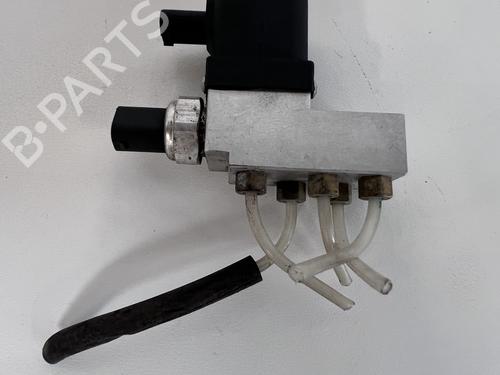Used Electronic sensor Electronic sensor MERCEDES-BENZ E-CLASS T-Model (S211) E 320 T CDI (211.222) (224 hp) 40090638 40090638