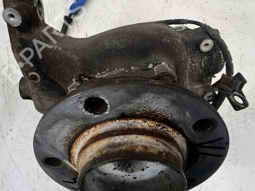 Used Left front steering knuckle Left front steering knuckle BMW 7 (E65, E66, E67) 730 Ld (231 hp) 39673835 39673835