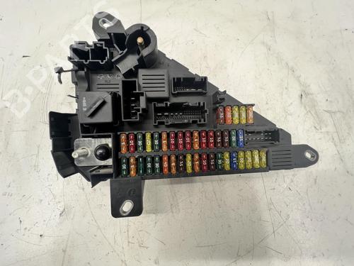 Used Fuse box Fuse box BMW 5 Touring (E61) 523 i (177 hp) 39680445 39680445