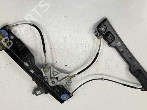 right-front-window-motor-opel-astra-j-p10-2009-2010-2011-2012-2013-2014-2015-2016-39669629 main image