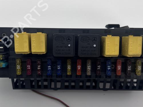 Fuse box MERCEDES-BENZ E-CLASS T-Model (S211) E 320 T CDI (211.222) | BP40090578E1 - Image 3