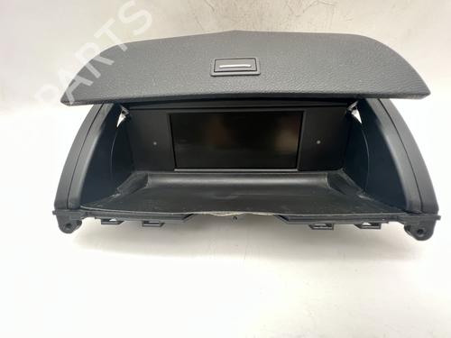 display-monitor-mercedes-benz-c-class-w204-2007-2008-2009-2010-2011-2012-2013-2014-2015-40218968 main image