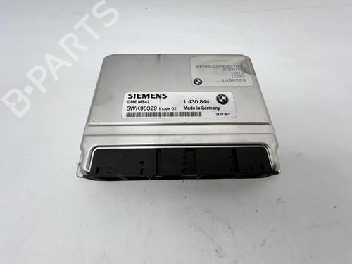 engine-control-unit-ecu-bmw-3-e46-1997-1998-1999-2000-2001-2002-2003-2004-2005-39677253 main image