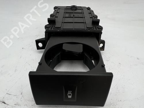 Used Cup/Object holder Cup/Object holder HYUNDAI COUPE II (GK) 2.0 GLS (143 hp) 39683260 39683260