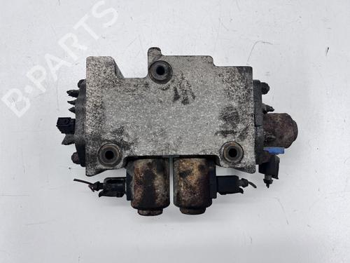 Andre Andre LAND ROVER DISCOVERY II (L318) 2.5 Td5 4x4 (139 hp) 39680170 39680170
