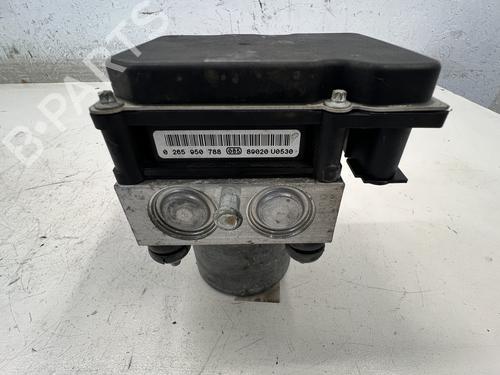 Used ABS pump ABS pump RENAULT CLIO III Grandtour (KR0/1_) 1.2 16V (KR0P) (101 hp) 39676686 39676686