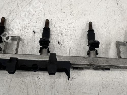 injection-rail-bmw-5-touring-e61-2004-2005-2006-2007-2008-2009-2010-39672701 main image