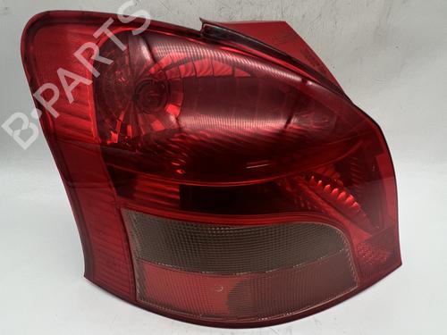 Venstre baglygte Venstre baglygte TOYOTA YARIS (_P9_) 1.3 VVT-i (NCP90_, NCP90R) (86 hp) 39675265 39675265