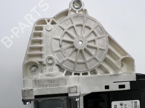 Left front window motor VW GOLF VI (5K1) 1.4 | BP40090321E21 - Image 5