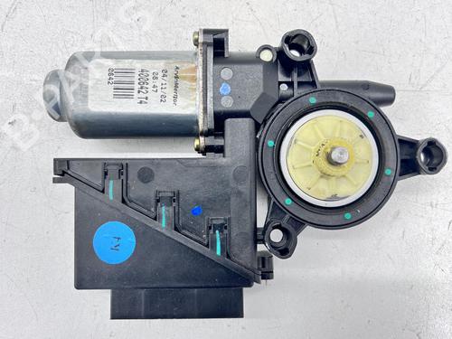 Used Right front window motor Right front window motor VW POLO IV (9N_, 9A_) 1.2 12V (64 hp) 39676109 39676109