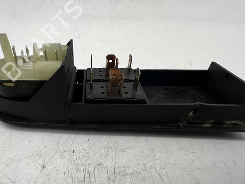 Left front window switch AUDI 80 B4 Avant (8C5) 2.6 | BP39675128I27 - Image 3