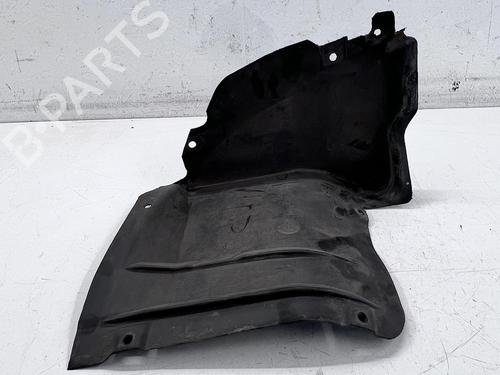 wheel-arch-mercedes-benz-c-class-t-model-s203-2001-2002-2003-2004-2005-2006-2007-39672302 main image