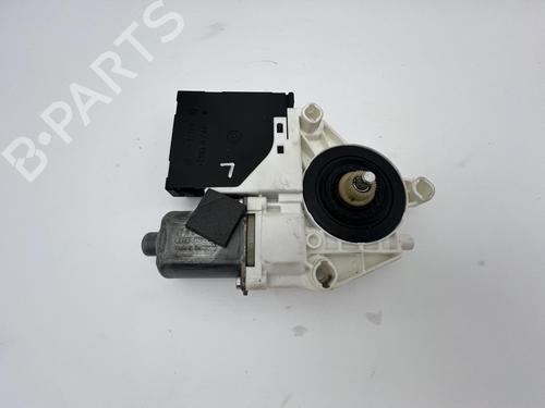 Left front window motor AUDI A3 (8P1) 1.9 TDI | BP39682453E21 - Image 8