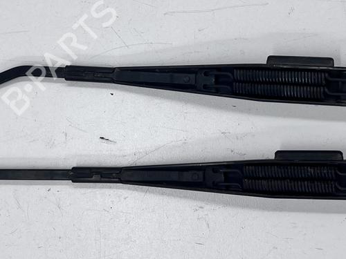 Used Rear windshield wiper arm Rear windshield wiper arm ALFA ROMEO SPIDER (916_) 2.0 T.SPARK 16V (916S2C00) (150 hp) 39676492 39676492