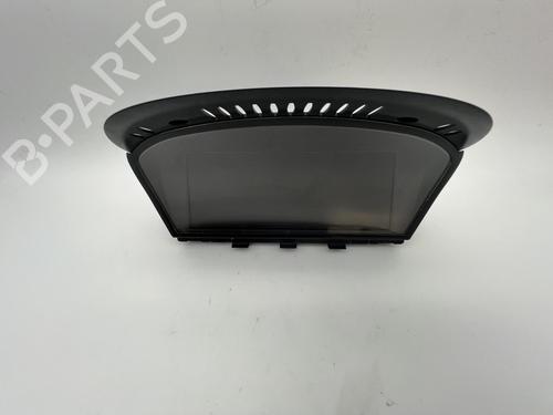 Used Display monitor Display monitor BMW 5 Touring (E61) 523 i (177 hp) 39680589 39680589
