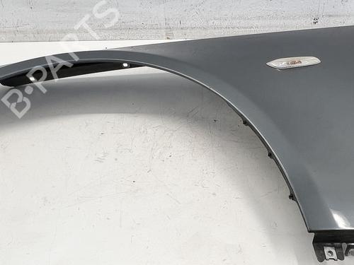 Guarda-lamas esquerdo Guarda-lamas esquerdo BMW 5 (E60) 520 i (170 hp) 39682300 39682300