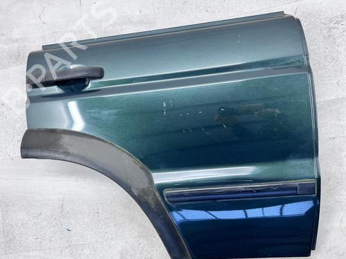 right-rear-door-land-rover-discovery-ii-l318-1998-1999-2000-2001-2002-2003-2004-39670380 main image