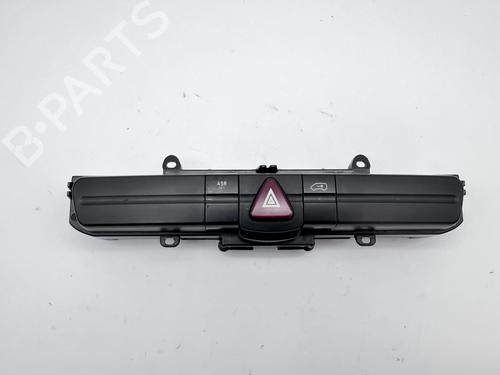 Used Warning switch Warning switch MERCEDES-BENZ SPRINTER 4,6-t Platform/Chassis (B906) 416 CDI (906.153, 906.155, 906.253, 906.255) (163 hp) 39917709 39917709