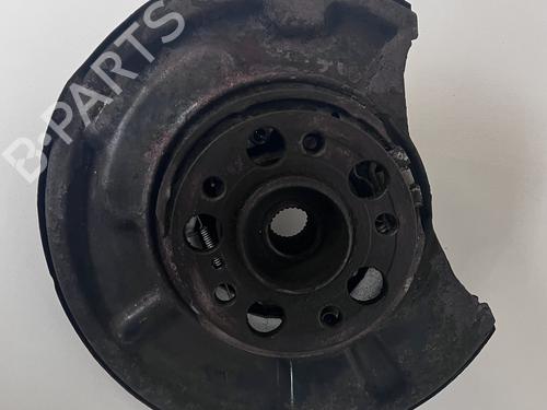 Used Left rear steering knuckle Left rear steering knuckle MERCEDES-BENZ E-CLASS T-Model (S211) E 320 T CDI (211.222) (224 hp) 40090766 40090766