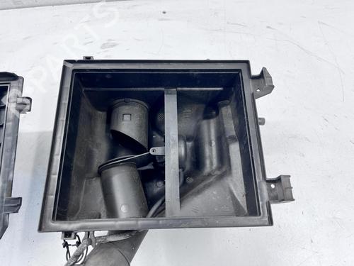 Air filter box VW GOLF IV Cabriolet (1E7) 2.0 | BP39677708M87 - Image 6