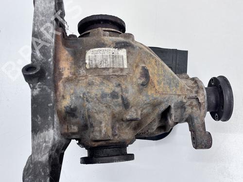 Differential hinten für Differential hinten BMW 5 (E39) 520 i (150 hp) 39676036 39676036
