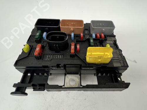 Used Fuse box Fuse box PEUGEOT 307 CC (3B) 2.0 16V (140 hp) 39678430 39678430