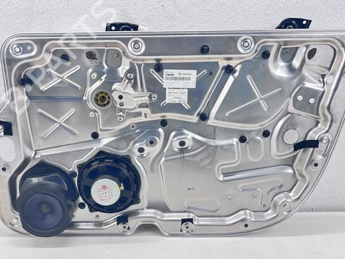 Used Front right window mechanism Front right window mechanism VW PHAETON (3D1, 3D2, 3D3, 3D4, 3D6, 3D7, 3D8, 3D9) 5.0 V10 TDI 4motion (313 hp) 40091156 40091156