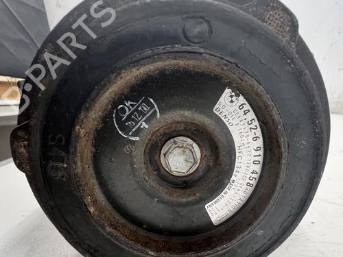 AC compressor BMW 5 Touring (E39) 525 i | BP39676434M34 - Image 5