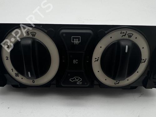 Used Climate control Climate control MERCEDES-BENZ SLK (R170) 200 Kompressor (170.444) (163 hp) 39674780 39674780