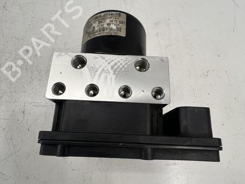 Used ABS pump ABS pump MERCEDES-BENZ C-CLASS (W203) C 180 Kompressor (203.046) (143 hp) 39675465 39675465