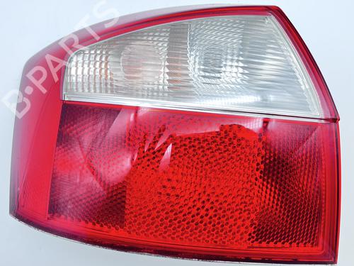 Venstre baglygte Venstre baglygte AUDI A4 B6 Avant (8E5) 2.0 (130 hp) 39678016 39678016