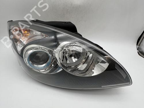 Used Right headlight Right headlight HYUNDAI i30 Estate (FD) 1.4 (105 hp) 39672576 39672576