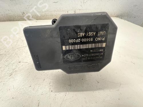 ABS Bremseaggregat ABS Bremseaggregat KIA CERATO I Saloon (LD) 1.5 CRDi (102 hp) 39683304 39683304