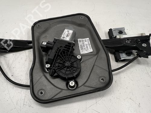 Used Front right window mechanism Front right window mechanism SKODA ROOMSTER (5J7) 1.2 (70 hp) 39678289 39678289
