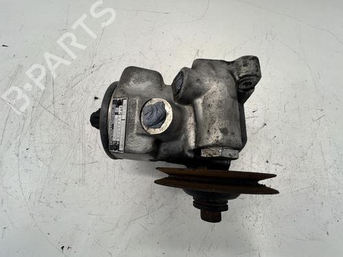 Styring servopumpe Styring servopumpe MERCEDES-BENZ 123 Saloon (W123) 240 D (123.123) (72 hp) 39677706 39677706