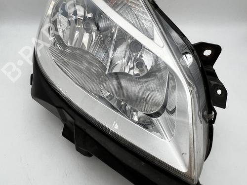 Used Right headlight Right headlight RENAULT CLIO III (BR0/1, CR0/1) 1.2 16V (BR02, BR0J, BR11, CR02, CR0J, CR11) (75 hp) 39680977 39680977