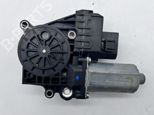 Rudehejsemotor forskærm venstre Rudehejsemotor forskærm venstre AUDI A4 B5 (8D2) 1.8 (125 hp) 39677929 39677929