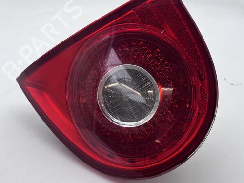 Højre baglygte bagklap Højre baglygte bagklap VW GOLF V (1K1) 1.4 FSI (90 hp) 39680295 39680295