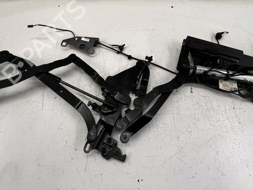 Used Hinge/Door check strap Hinge/Door check strap OPEL ASTRA H TwinTop (A04) 1.9 CDTi (L67) (150 hp) 39675076 39675076