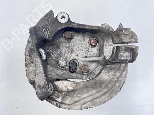 Used Left front steering knuckle Left front steering knuckle BMW 1 Convertible (E88) 118 i (143 hp) 39676387 39676387