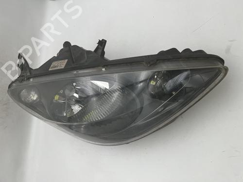 Used Right headlight Right headlight PEUGEOT 1007 (KM_) 1.4 16V (88 hp) 39986321 39986321