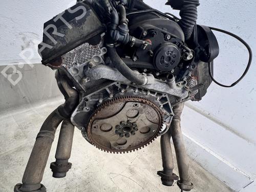 Motor Motor BMW 5 (E39) 540 i (286 hp) 39682638 39682638