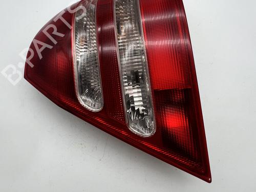 right-taillight-mercedes-benz-c-class-w203-2000-2001-2002-2003-2004-2005-2006-2007-39670758 main image